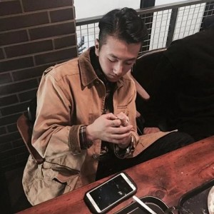 秋菊染霜