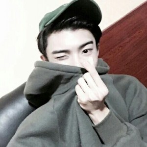 你又脸红了.