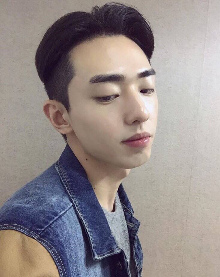 猫柒i