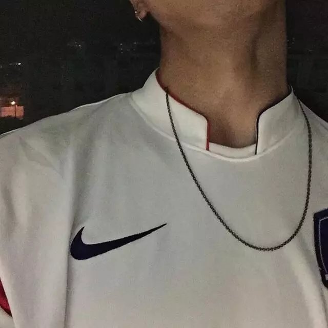 嗯嗯呢